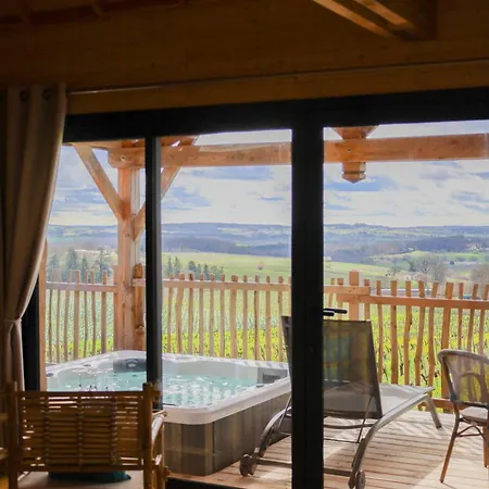 Le Domaine De La Tour Des Vents Bed & Breakfast 4*