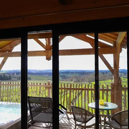 Le Domaine De La Tour Des Vents Couette-café Bergerac