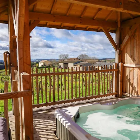 Bed & Breakfast Le Domaine De La Tour Des Vents
