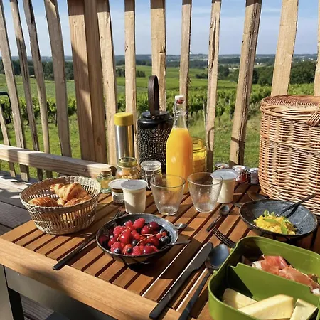 Le Domaine De La Tour Des Vents 4*