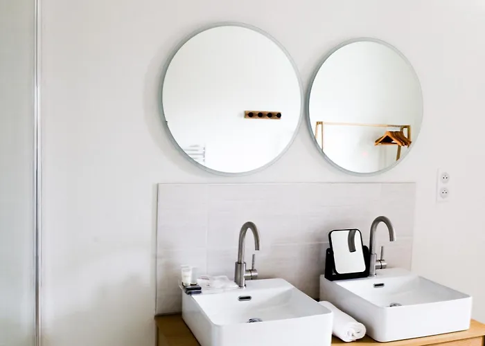 Le Domaine De La Tour Des Vents Oda ve Kahvaltı